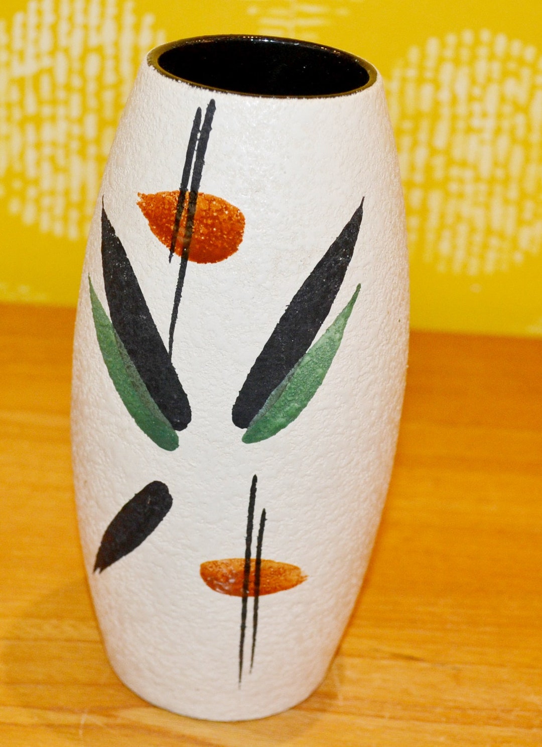 Vintage Ceramic Vase Model 522/20 From the 1950s, Retro Fifties