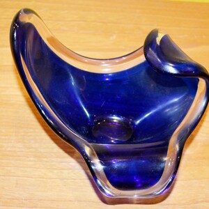 Beautiful vintage serving dish, Murano glass, made in Italy, from the 1970s, retro, mid-century, seventies, space age.