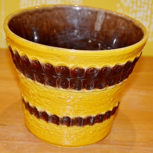 Vintage Flowerpot Ceramic Yellow Plant Pot 50s Rockabilly Retro Mid Century Shabby Chic Country Style