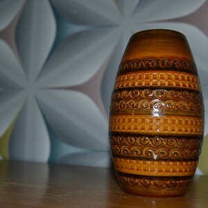 Vintage Ceramic Vase by Bay Model 110 /15 Retro Mid Century Shabby Chic Country Style WGK WGP image 3