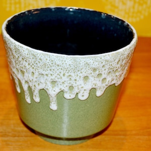 Vintage 70s Flower Pot Plant Pot 12 cm x14cm Flower Pot Green / Beige Fat Lava WGKMid Century Retro Shabby Chic Country Style