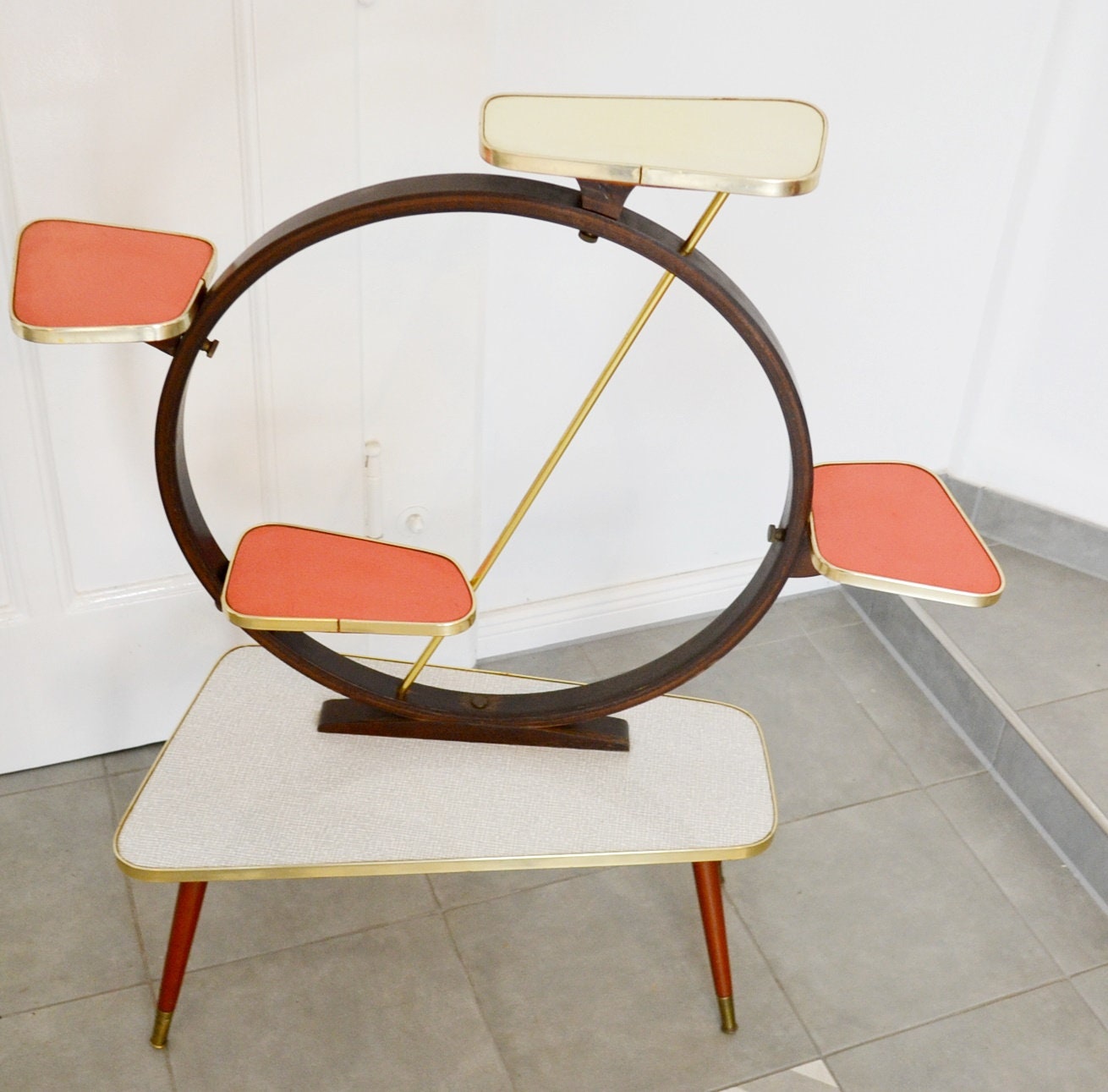 ヴィンテージ レトロ ゴールド ガレージ カフェ ミッドセンチュリー ロカビリー ヴィンテージ レトロ ゴールド ガレージ カフェ ミッドセンチュリー