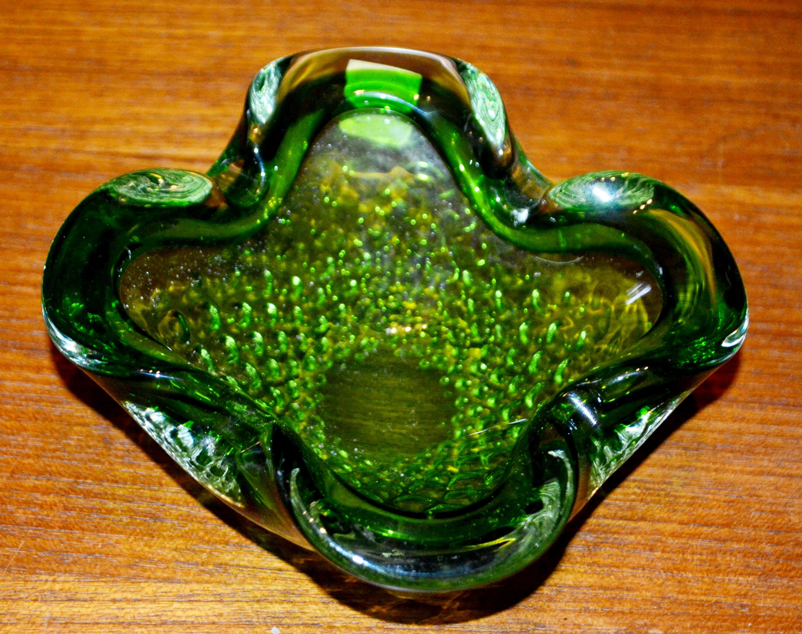 True Vintage Ashtray Green Bubble Glass 70s Retro Design Murano