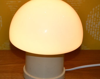 1970年代ヴィンテージのキノコ型テーブルランプ、プラスチック製