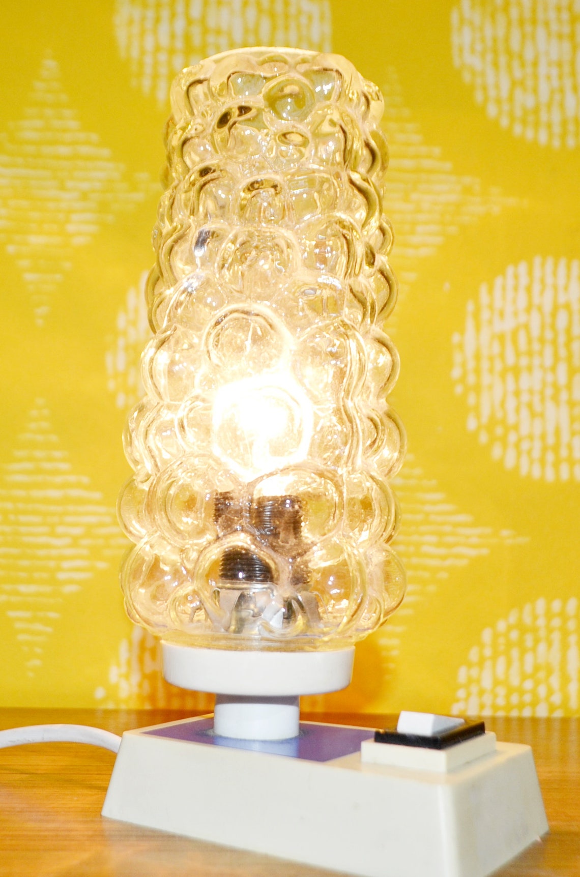 Vintage  Tisch  Lampe /Leuchte  Weiß/Blau    70er Jahre  Seventies  Retro  Mid Century  Space Age Lamb  Lamp  Shabby Chic  Landhausstil, foto 2 di 3