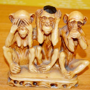 Figuras vintage Grupo de 3 macacos bege anos 70 anos setenta retrô meados do século shabby chic design dinamarquês estilo country