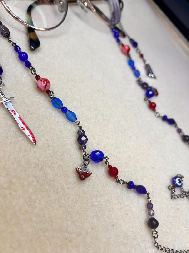 The Magnus Archives Glasses Chain - Melanie King Themed image 6