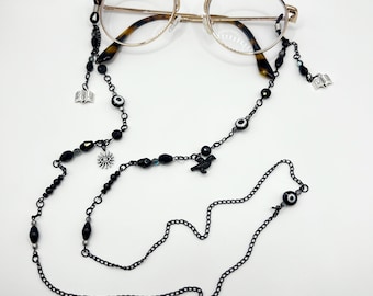 The Magnus Archives Glasses Chain - Gerry Keay Themed