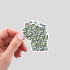 Wisconsin Sticker / WI Sticker / Floral Wisconsin Sticker / Wisconsin Home Sticker / Wisconsin Water Bottle Sticker / WI Laptop Sticker