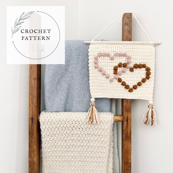 CROCHET PATTERN | Linked Hearts wall hanging. Crochet wall hanging pattern. Farmhouse decor. Nursery decor. Valentines day decor. Wall art.