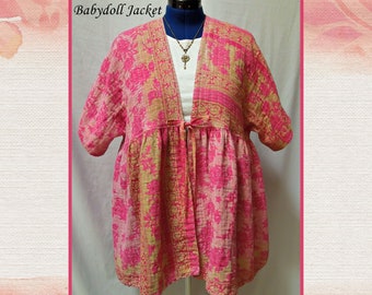 Vintage Kantha quilt babydoll jacket, lightweight, cotton, pink & beige floral, onesize medium up to 1X, boho, hippie, tie closure, empire