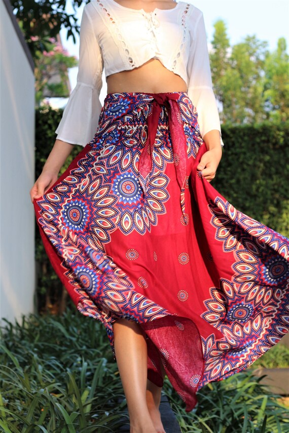 long skirt beach outfit