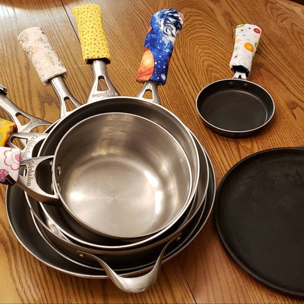 Group 2 - Handle pot holders- skillets, pots and pans