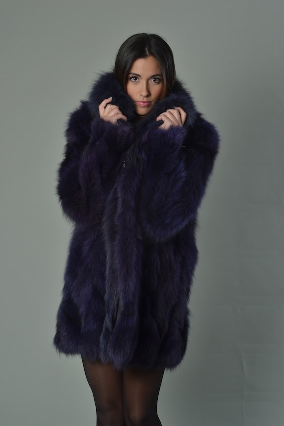 Louis Vuitton LV long fur coat woman winter 2019  Cute casual outfits,  Clothes design, Fur coats women