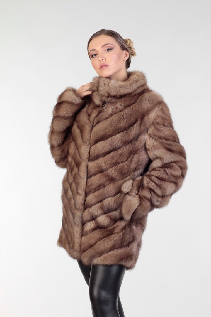 Excellent Designer Finsher Sable Fur Coat Jacket Men Custom Made Thick Soft  Brown - Buy Finsher Sable Fur Coat,Fur Coat Jacket Men,Sable Fur Coat