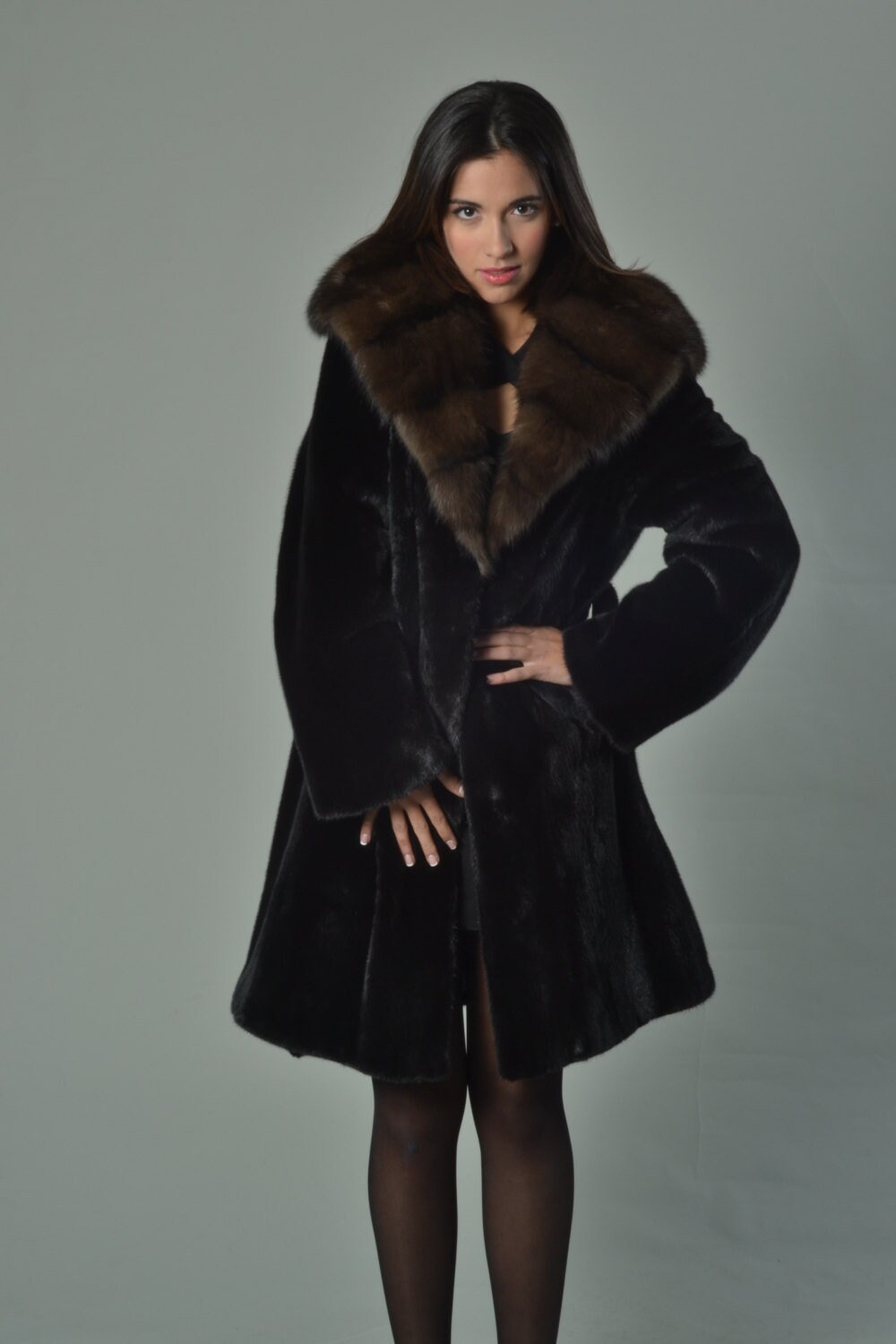 Sable Hooded Black Fur Coat | Black 