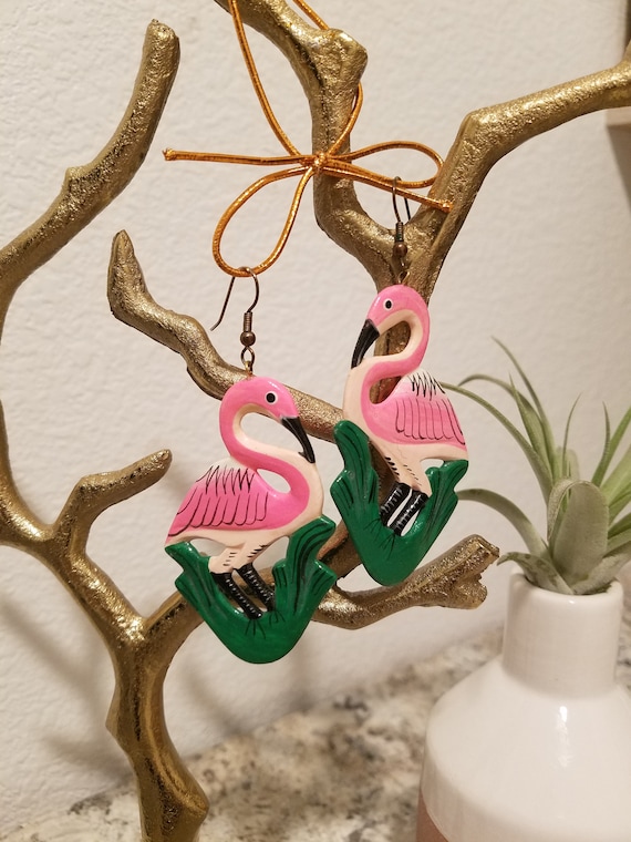 Fun and flirty pink flamingo earrings from the 198
