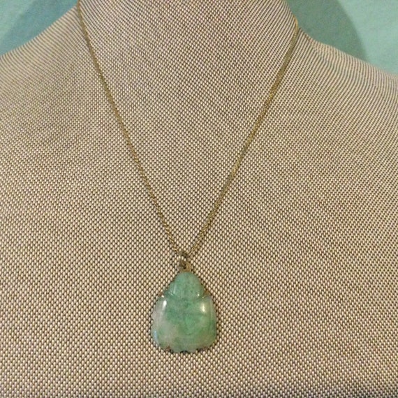 14K Gold Jade Pendant Necklace, Vintage Jade Styl… - image 8