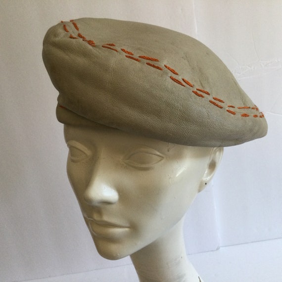 Yves Saint Laurent Leather Beret / YSL 