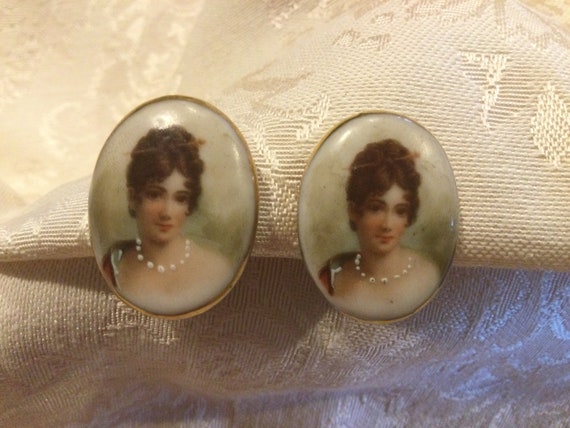 Porcelain Lady Portrait Earrings / Vintage Lady P… - image 1