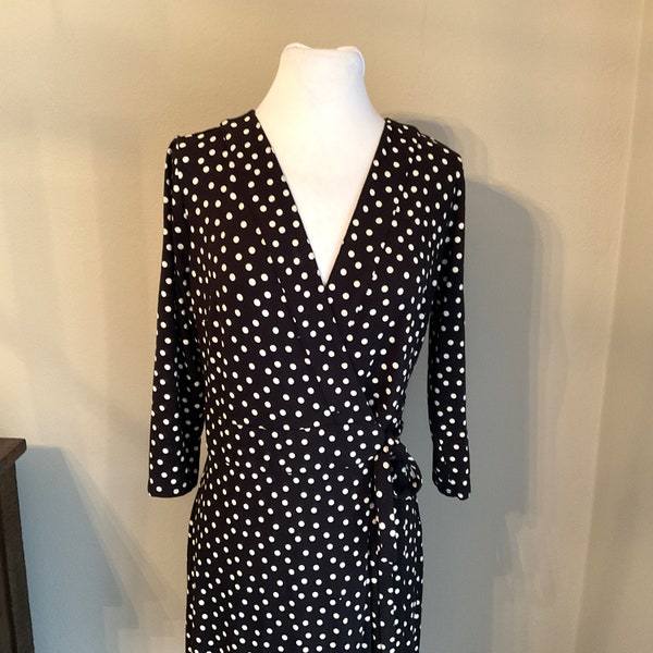 Polka Dot Wrap Drape Dress AnnTaylor / Ann Taylor Polka Dot Wrap Dress / White Dots on Black Print Dress / Sze 6 / Wrap Dress w Polka Dots