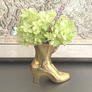 Brass Victorian Style Boot Vase / Brass Vintage Ladies Boot Vase Doorstop / Steampunk Decor / Eclectic Antique Decor / Brass Victorian Boot