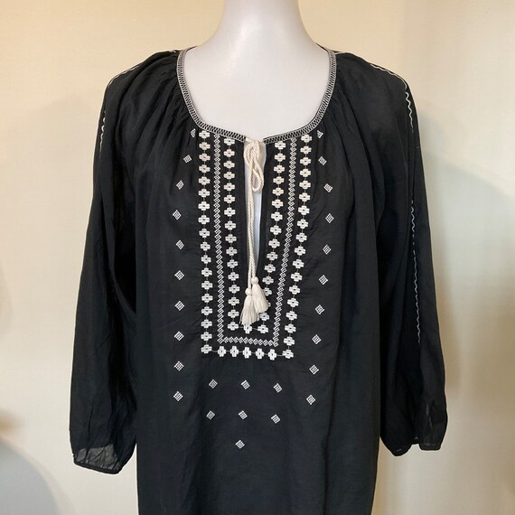 Boho Black Embroidered Peasant Blouse / White Emb… - image 1