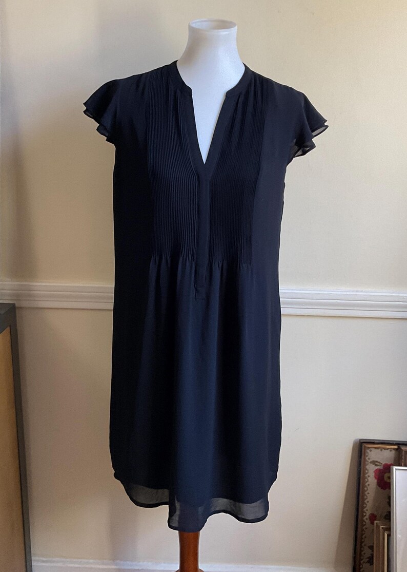 Black Chiffon Crepe Babydoll Style Cocktail Dress / Tag 10 Chest 37