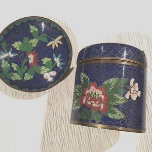 Antique CLOISONNE Lidded Jar and Tray Set / 3 Piece Enamel Cylinder Lidded Jar w Tray / 20s Asian Cloisonne Box & Tray Set / Lotus Design