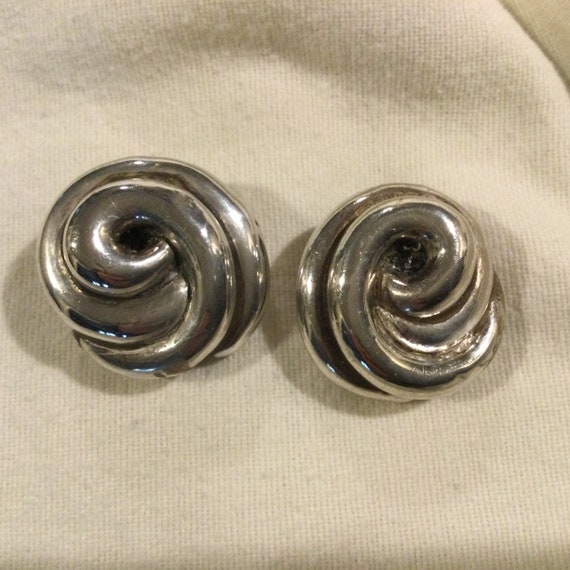 Sterling Mid Century Dome Knot Earrings / Silver C