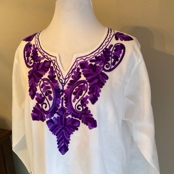 Purple Paisley Embroidered Tunic / Boho White Tun… - image 4