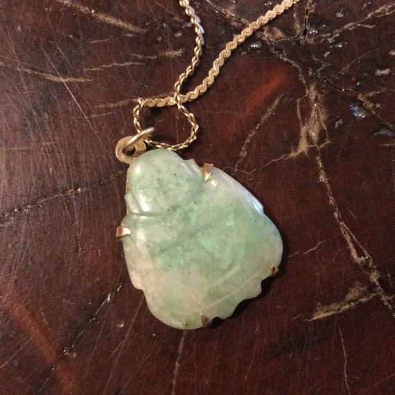 14K Gold Jade Pendant Necklace, Vintage Jade Styl… - image 2