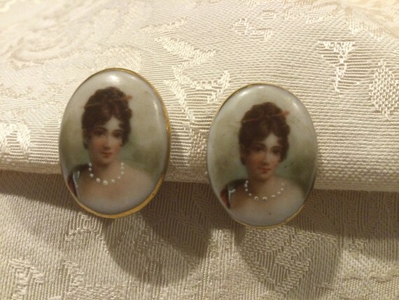 Porcelain Lady Portrait Earrings / Vintage Lady P… - image 3
