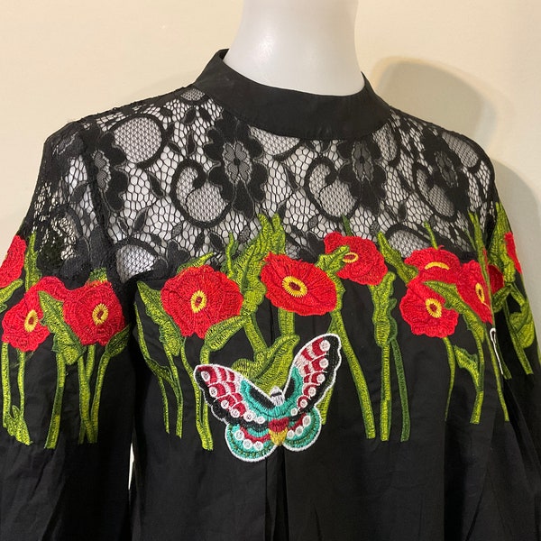 Black Mesh Net & Embroidered Smock Blouse / Floral Red Green Appliques Black Smock Top / Embroidered Peasant Smock Blouse Puff Sleeves / M