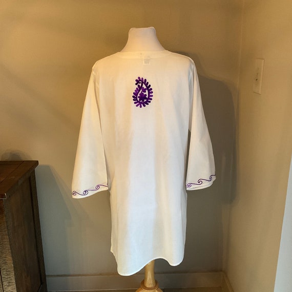Purple Paisley Embroidered Tunic / Boho White Tun… - image 9