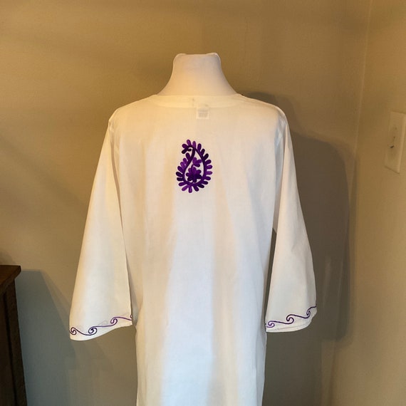 Purple Paisley Embroidered Tunic / Boho White Tun… - image 6