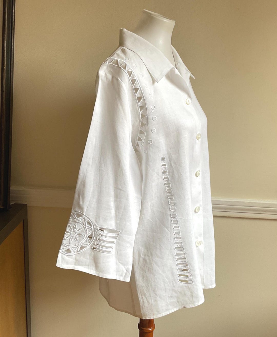 White Linen Blouse Open Cut Out Designs Lg 44 Bust / Fancy Button up ...