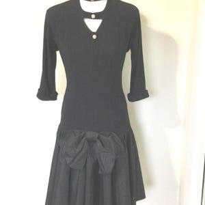 Vintage 40s- 50s Black Cocktail Dress / Vintage Black Evening Dress / Vintage Black Cocktail Dress w Drop Waist Lg Bow Accent / Small