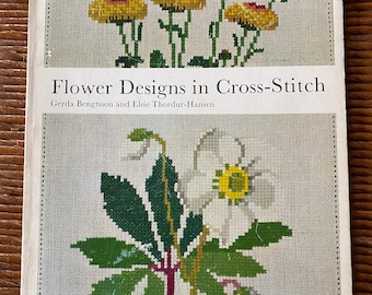 Flower Designs in Cross—Stitch Reinhold Craft Paperback