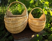 Wall wicker basket