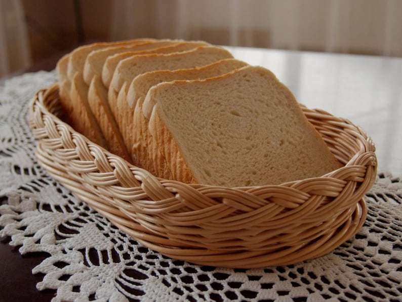 Wicker bread basket / tray / platter image 1