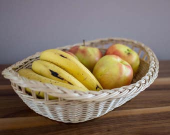 Fruit / bread wicker basket (tray / platter)