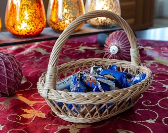 Small white wicker basket