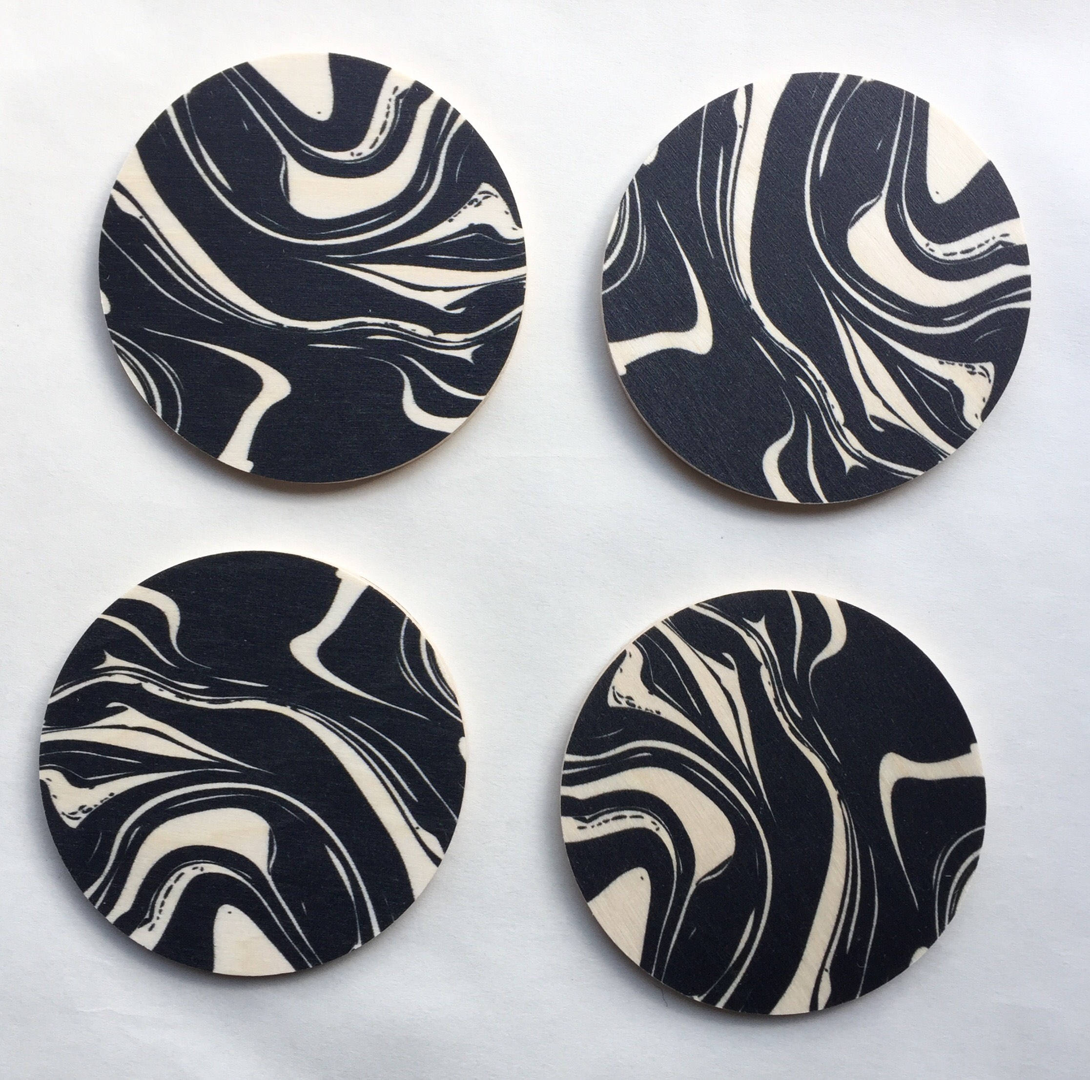 Marble Coasters Ensemble de 4 Sous-Verres en Bois/Absorbants et Thermofuges