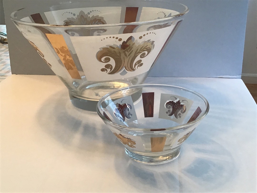 Anchor Hocking Flour Du Lis Chip and Dip Set Sans the Gold Tone Bracket