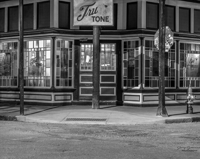 TRU TONE NCIS New Orleans Pride's Bar. New Orleans photograph fine art photography