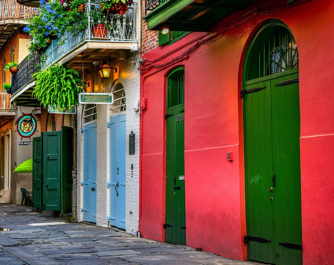 Photography New Orleans Wm. Faulkner House PIRATES ALLEY French Quarter, Photograph photo Fine Art Travel Decor