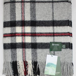 Bronte by Moon Thompson Grey Check Tartan Plaid Blanket Throw 100% Pure New Shetland Wool