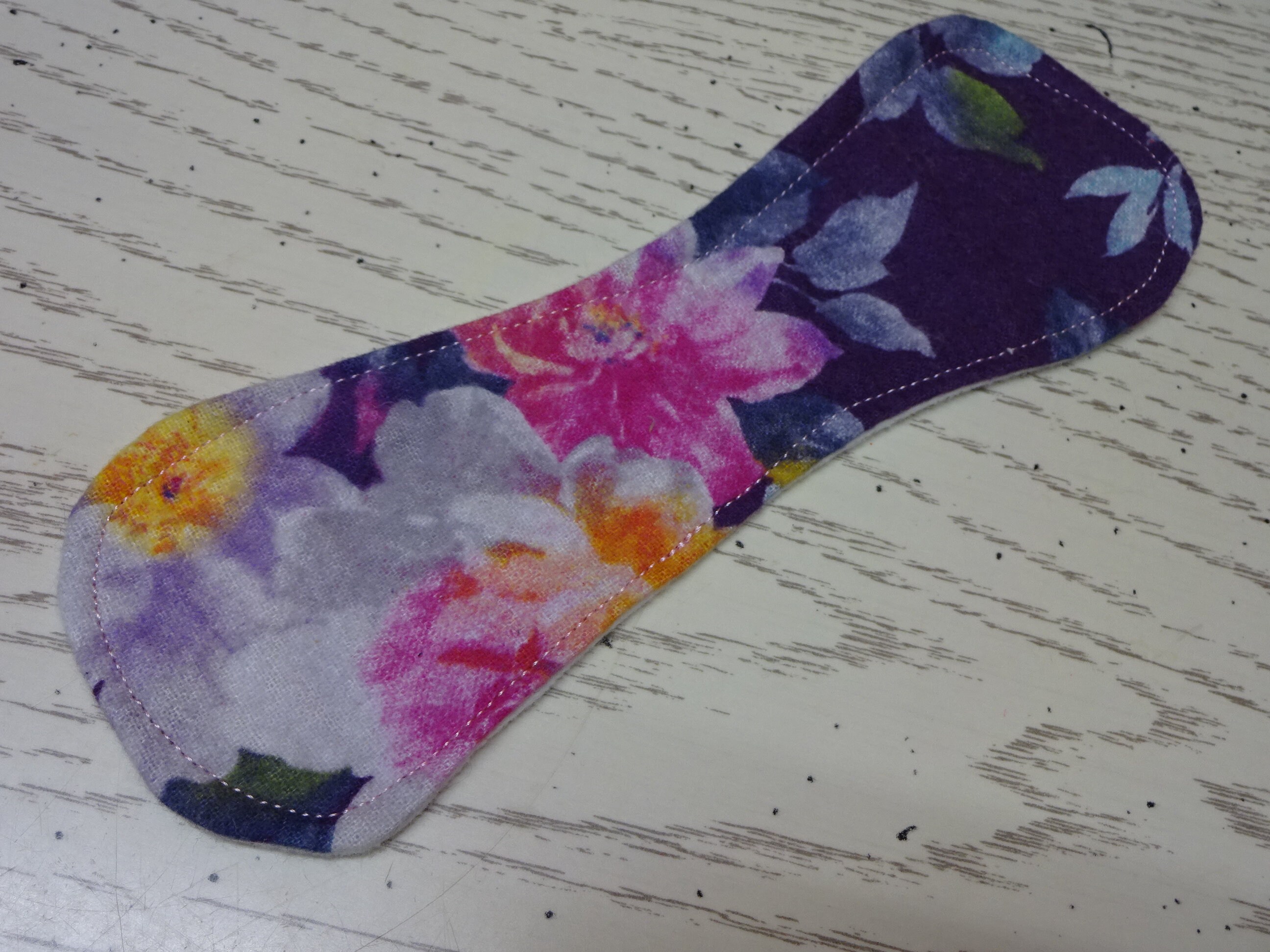 7.5 WINGLESS CLOTH PANTYLINERS & Pads / Panty Liners No snaps