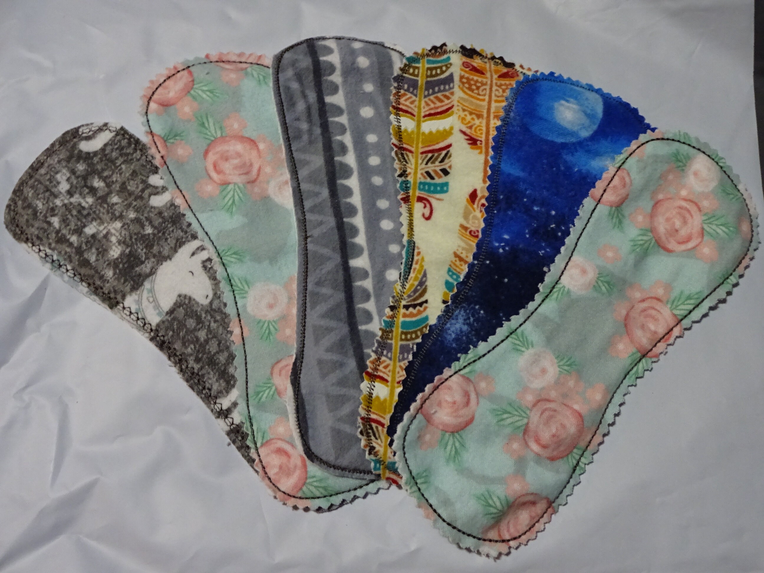 7.5 WINGLESS CLOTH PANTYLINERS & Pads / Panty Liners No snaps